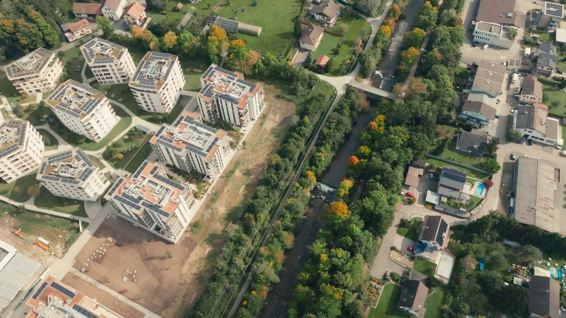 Photo aérienne des logements du MIC